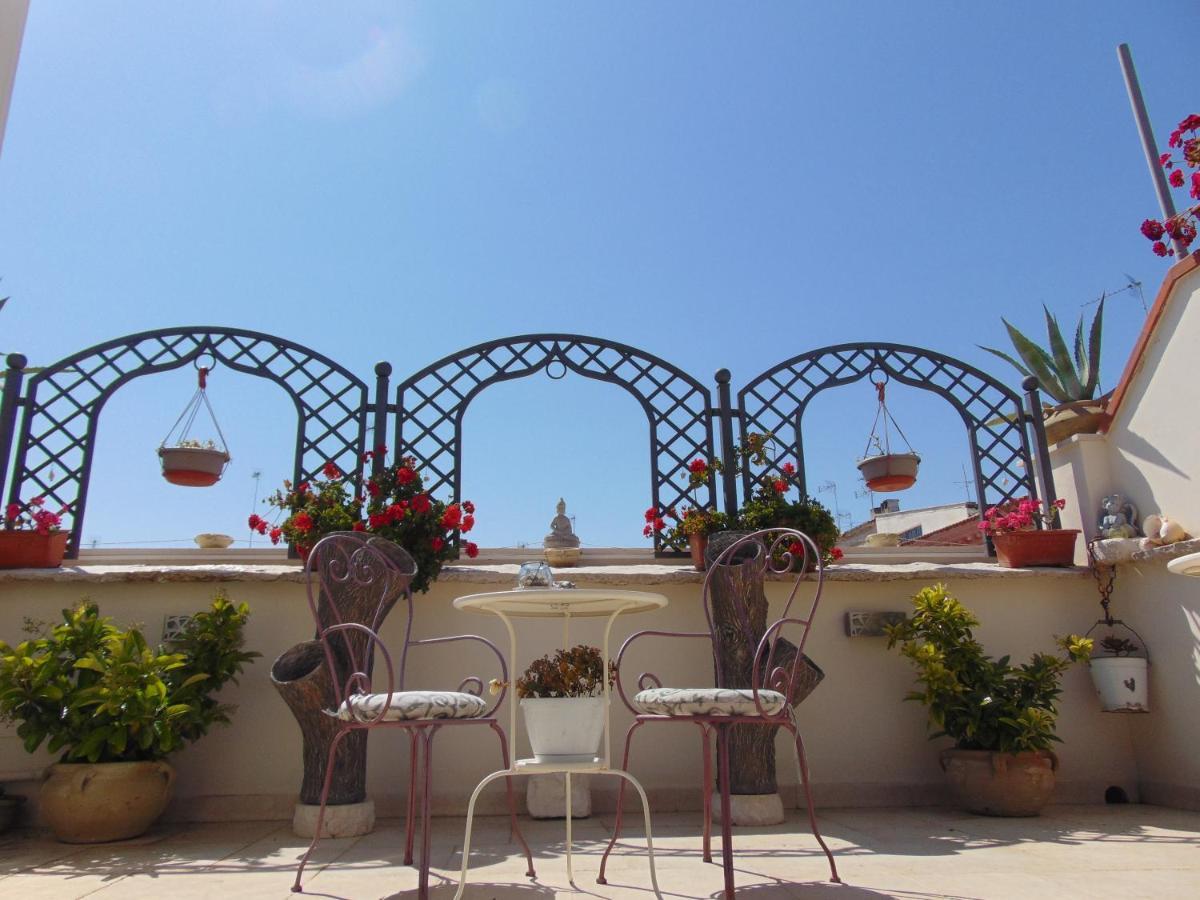 3 Archi B&B Trani Exterior foto